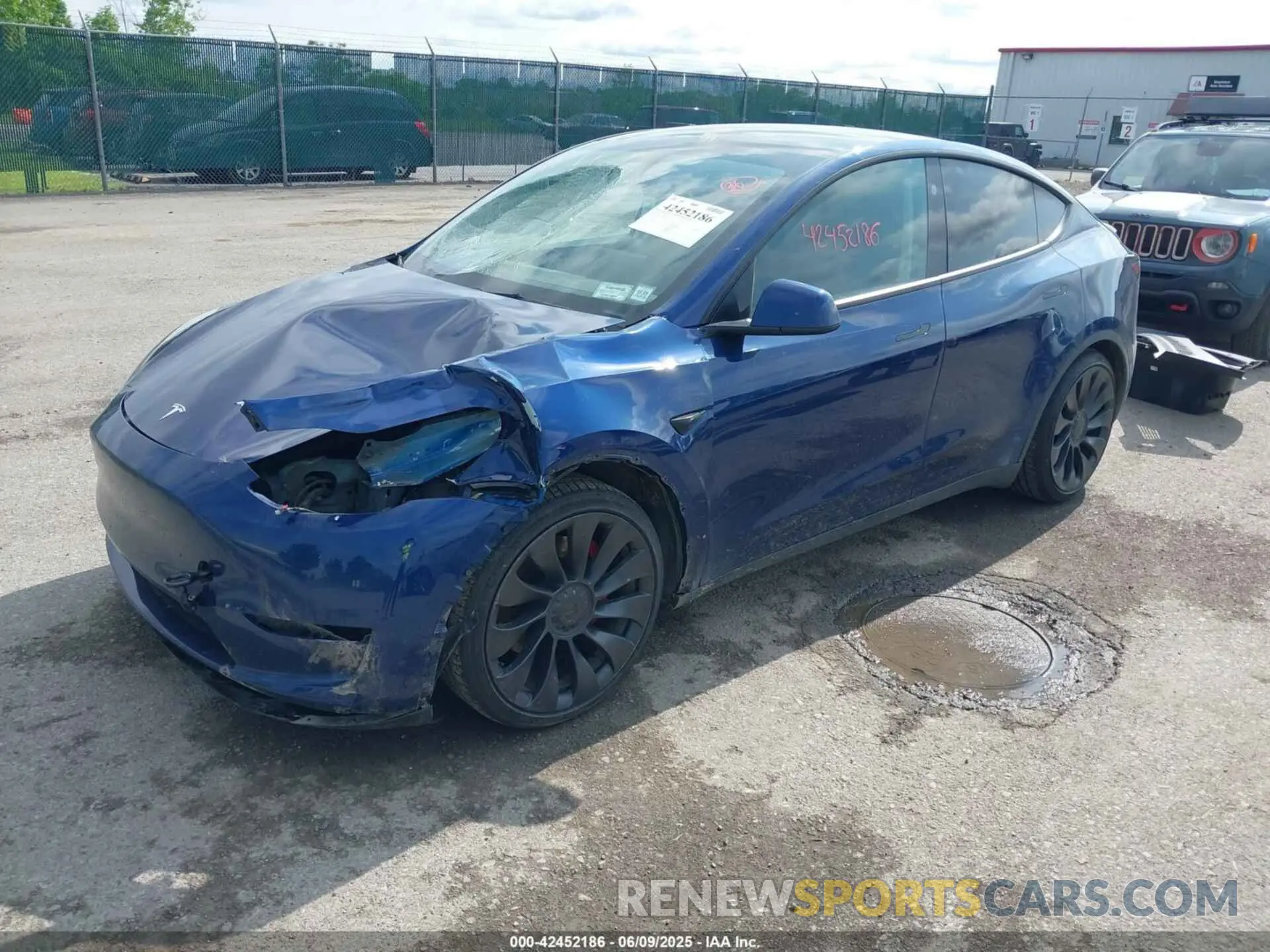 2 Photograph of a damaged car 7SAYGDEF6PF945813 TESLA MODEL Y 2023