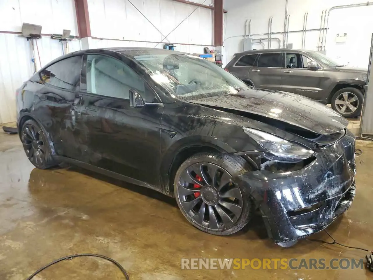 4 Photograph of a damaged car 7SAYGDEF6PF964068 TESLA MODEL Y 2023