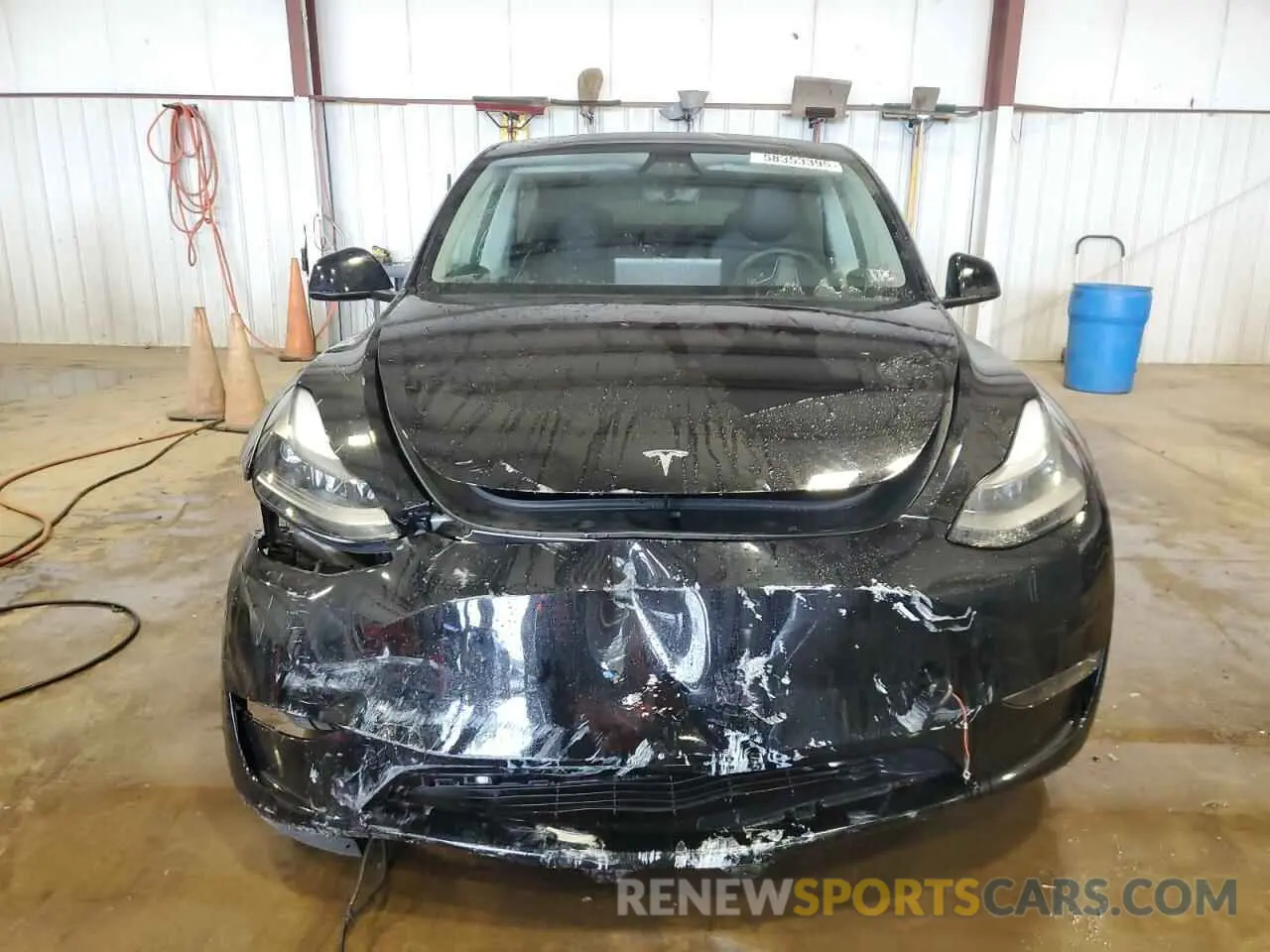5 Photograph of a damaged car 7SAYGDEF6PF964068 TESLA MODEL Y 2023