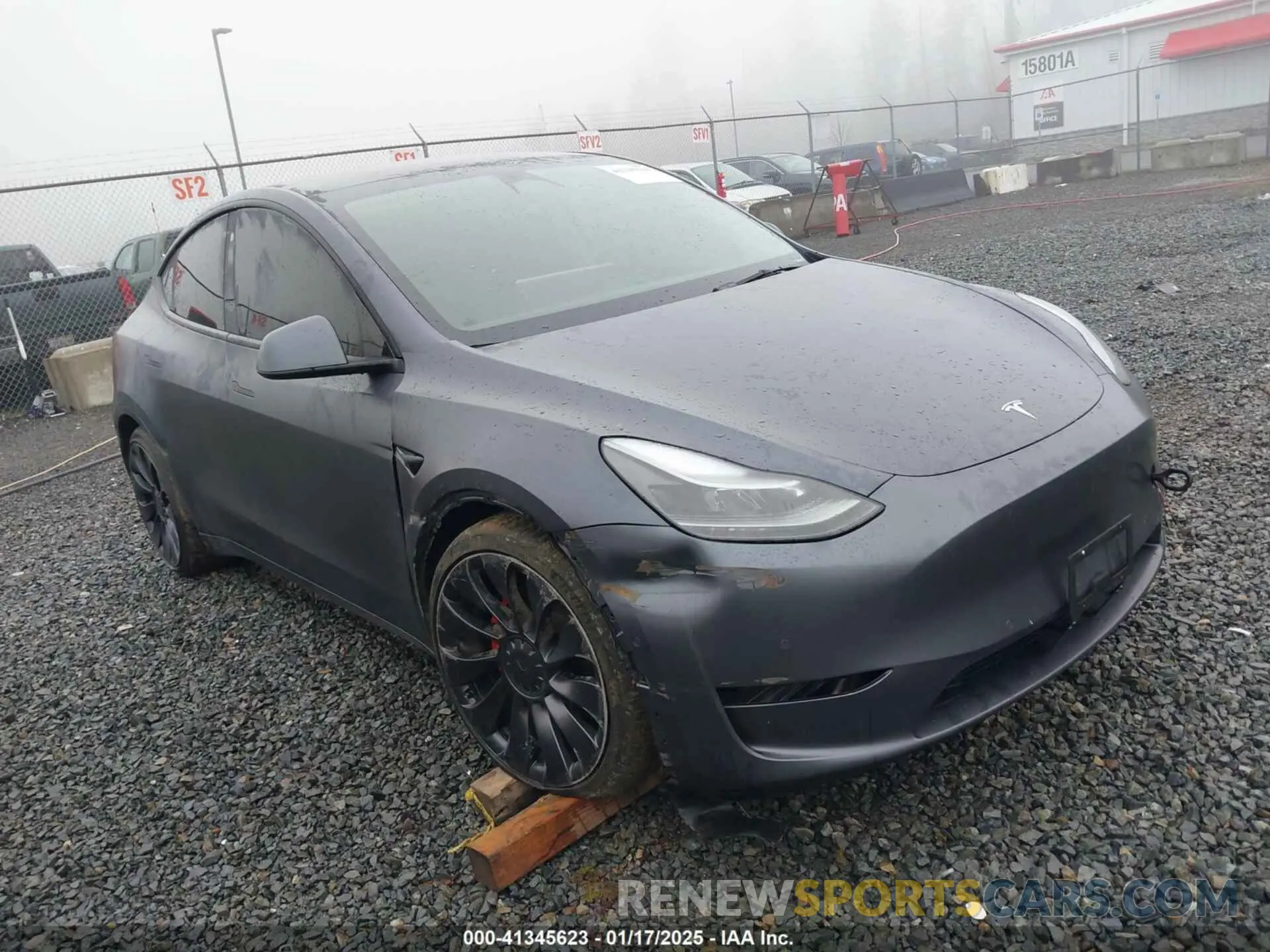 1 Photograph of a damaged car 7SAYGDEF7PF582342 TESLA MODEL Y 2023