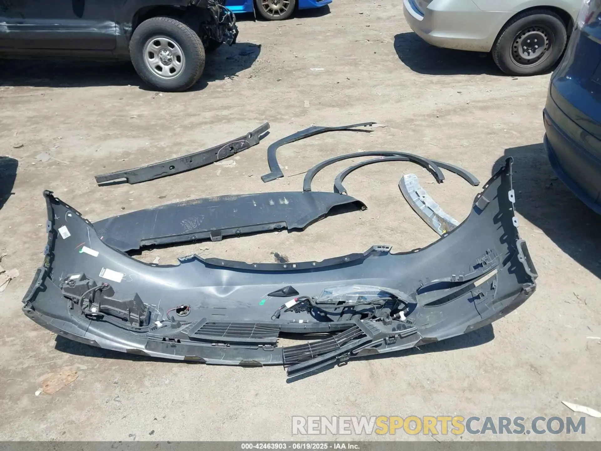 11 Photograph of a damaged car 7SAYGDEF7PF700602 TESLA MODEL Y 2023