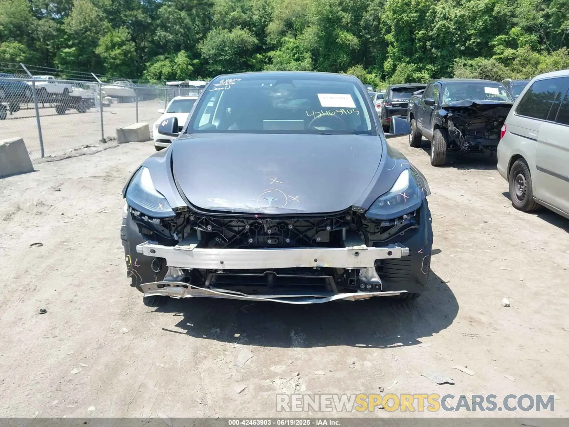 12 Photograph of a damaged car 7SAYGDEF7PF700602 TESLA MODEL Y 2023
