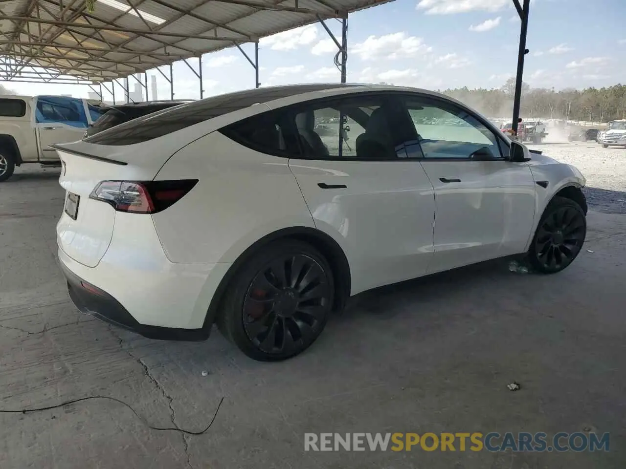 3 Photograph of a damaged car 7SAYGDEF7PF753736 TESLA MODEL Y 2023