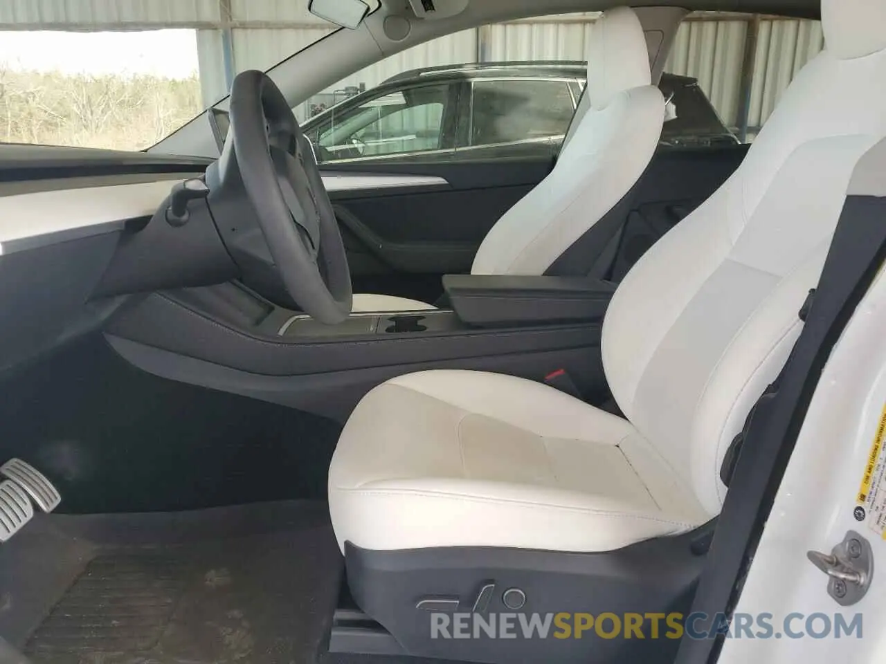 7 Photograph of a damaged car 7SAYGDEF7PF753736 TESLA MODEL Y 2023
