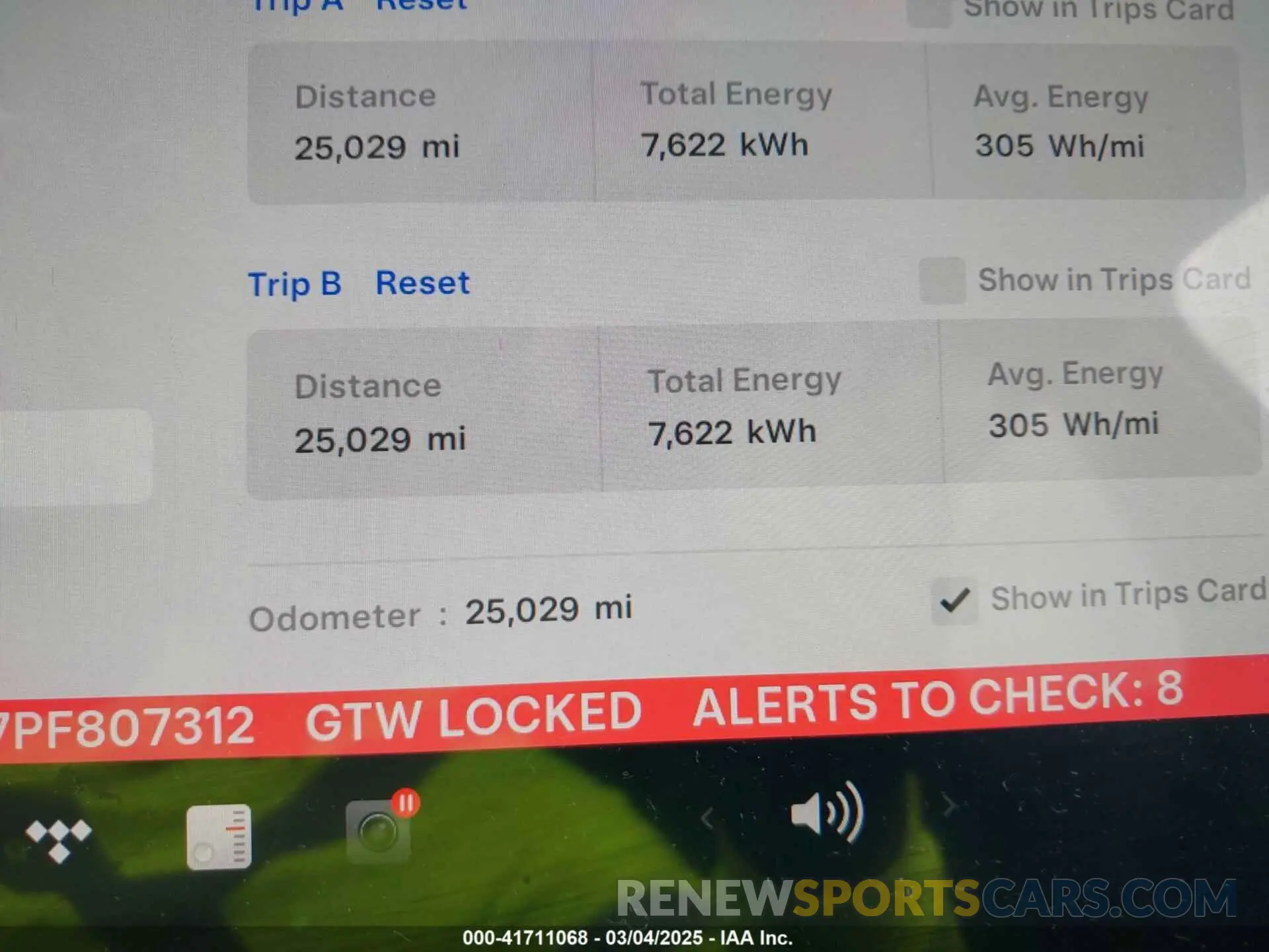 14 Photograph of a damaged car 7SAYGDEF7PF807312 TESLA MODEL Y 2023