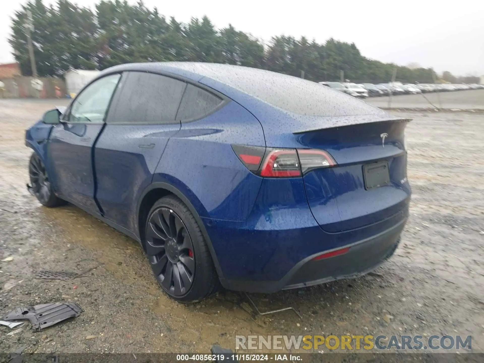 3 Photograph of a damaged car 7SAYGDEF7PF828919 TESLA MODEL Y 2023