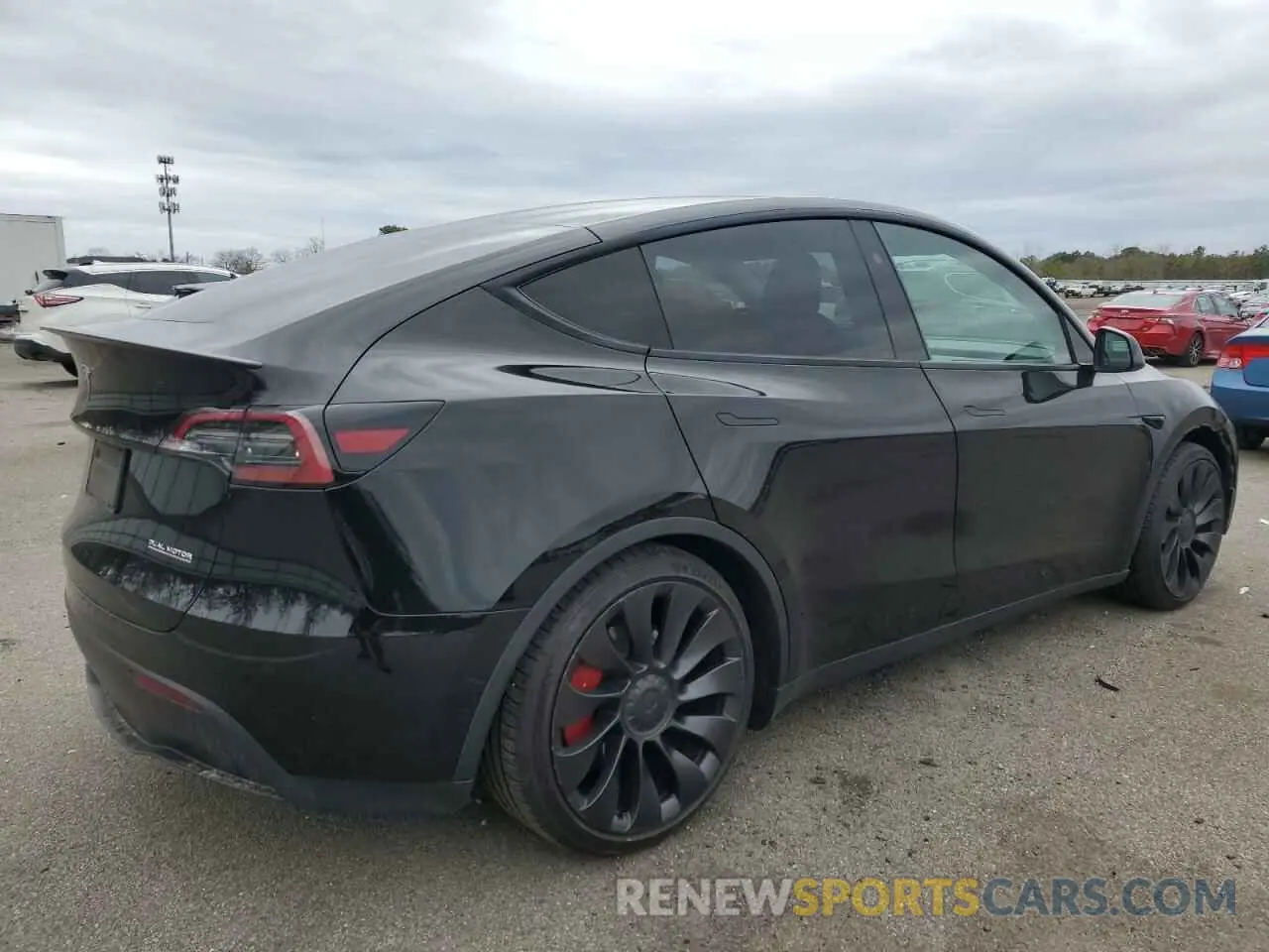 3 Photograph of a damaged car 7SAYGDEF7PF832498 TESLA MODEL Y 2023