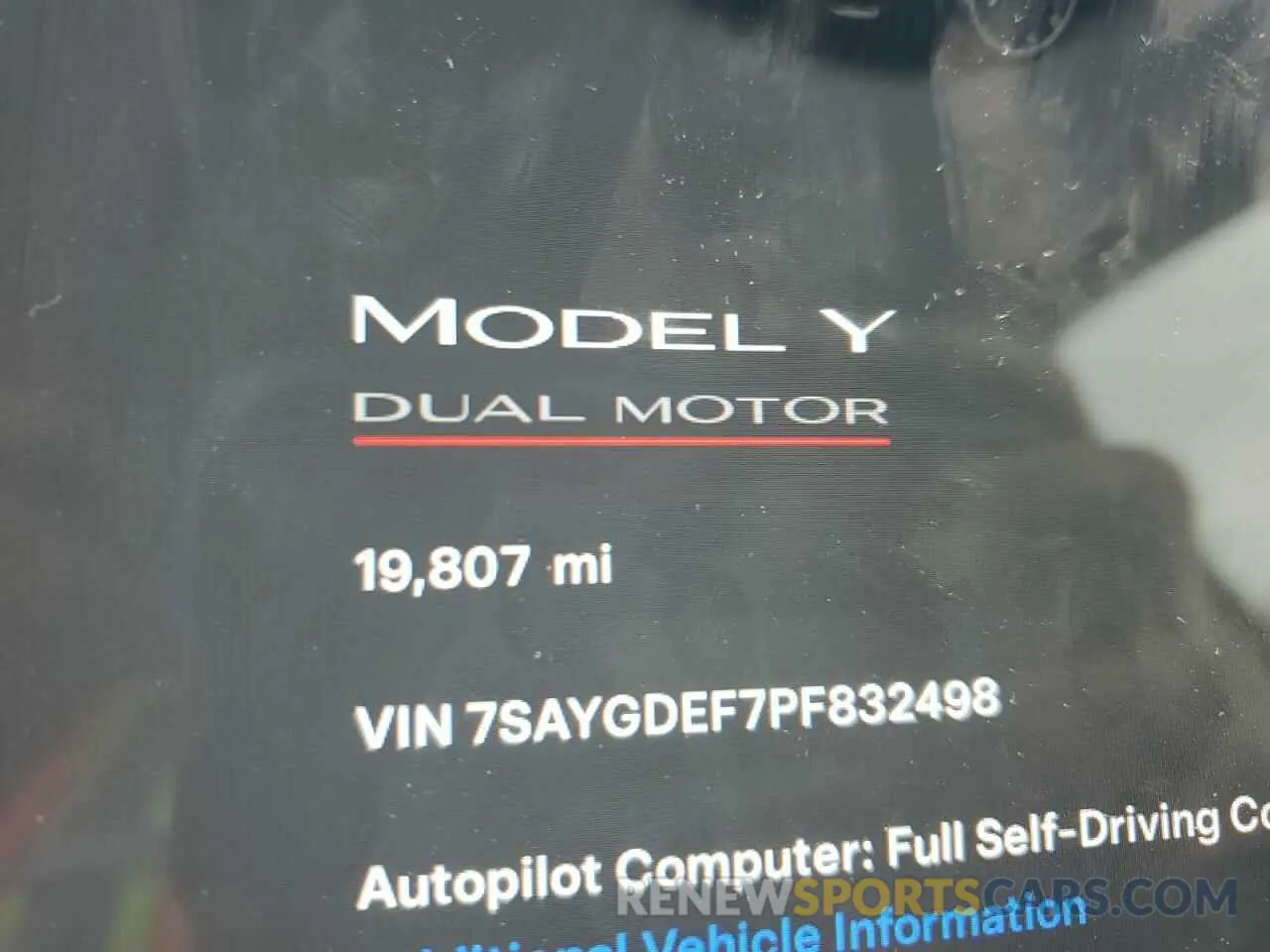 9 Photograph of a damaged car 7SAYGDEF7PF832498 TESLA MODEL Y 2023