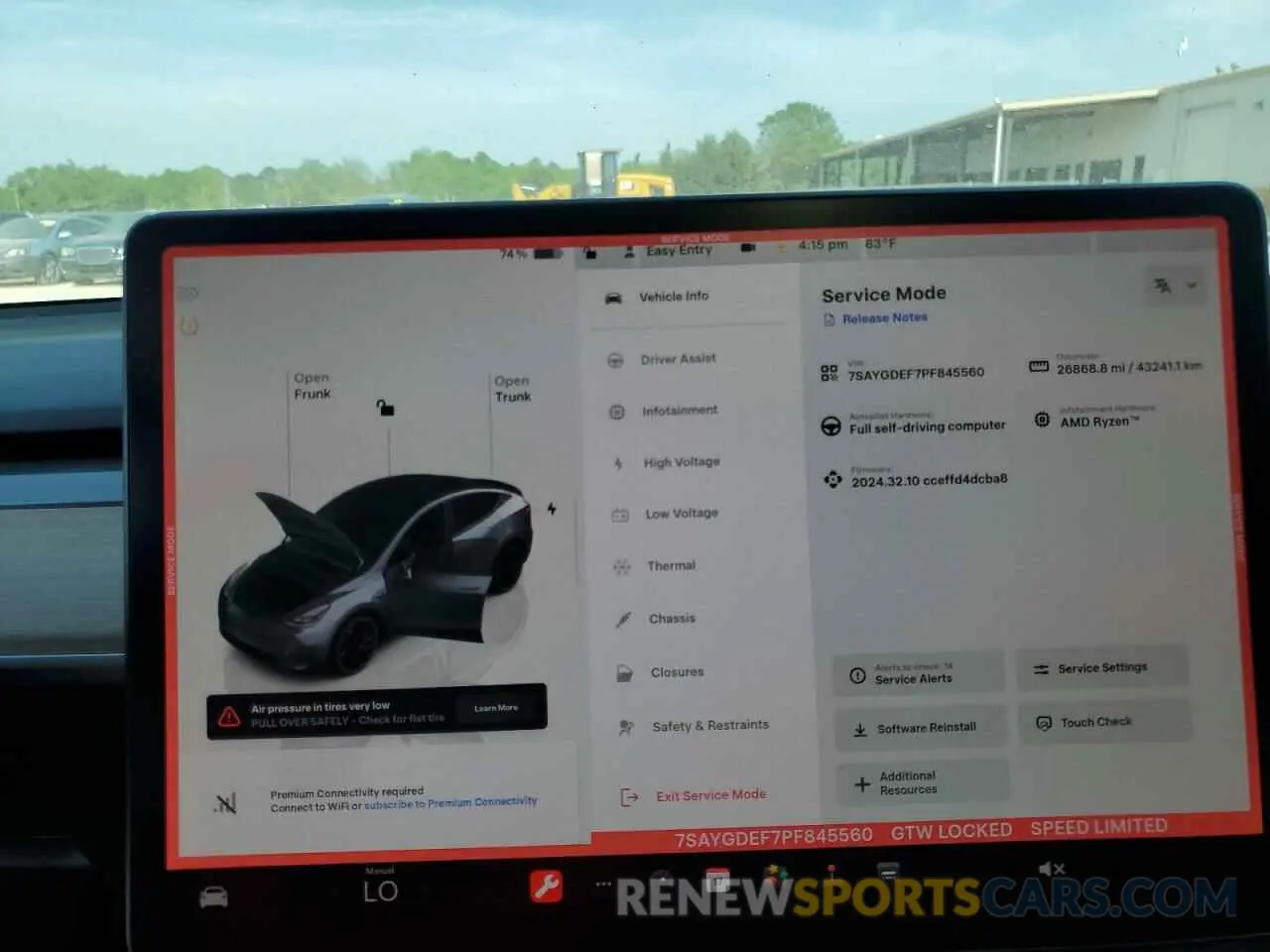 9 Photograph of a damaged car 7SAYGDEF7PF845560 TESLA MODEL Y 2023