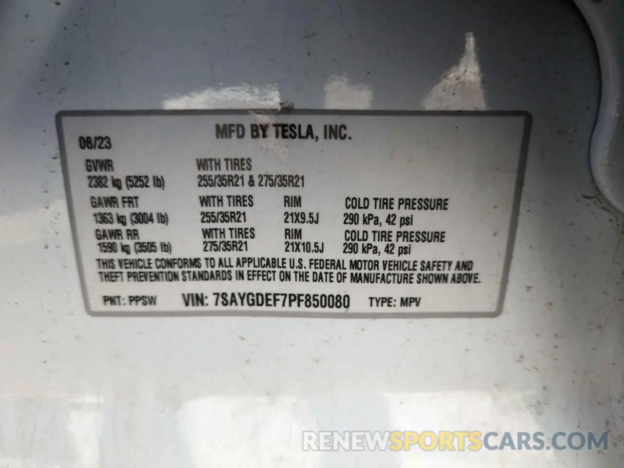 13 Photograph of a damaged car 7SAYGDEF7PF850080 TESLA MODEL Y 2023