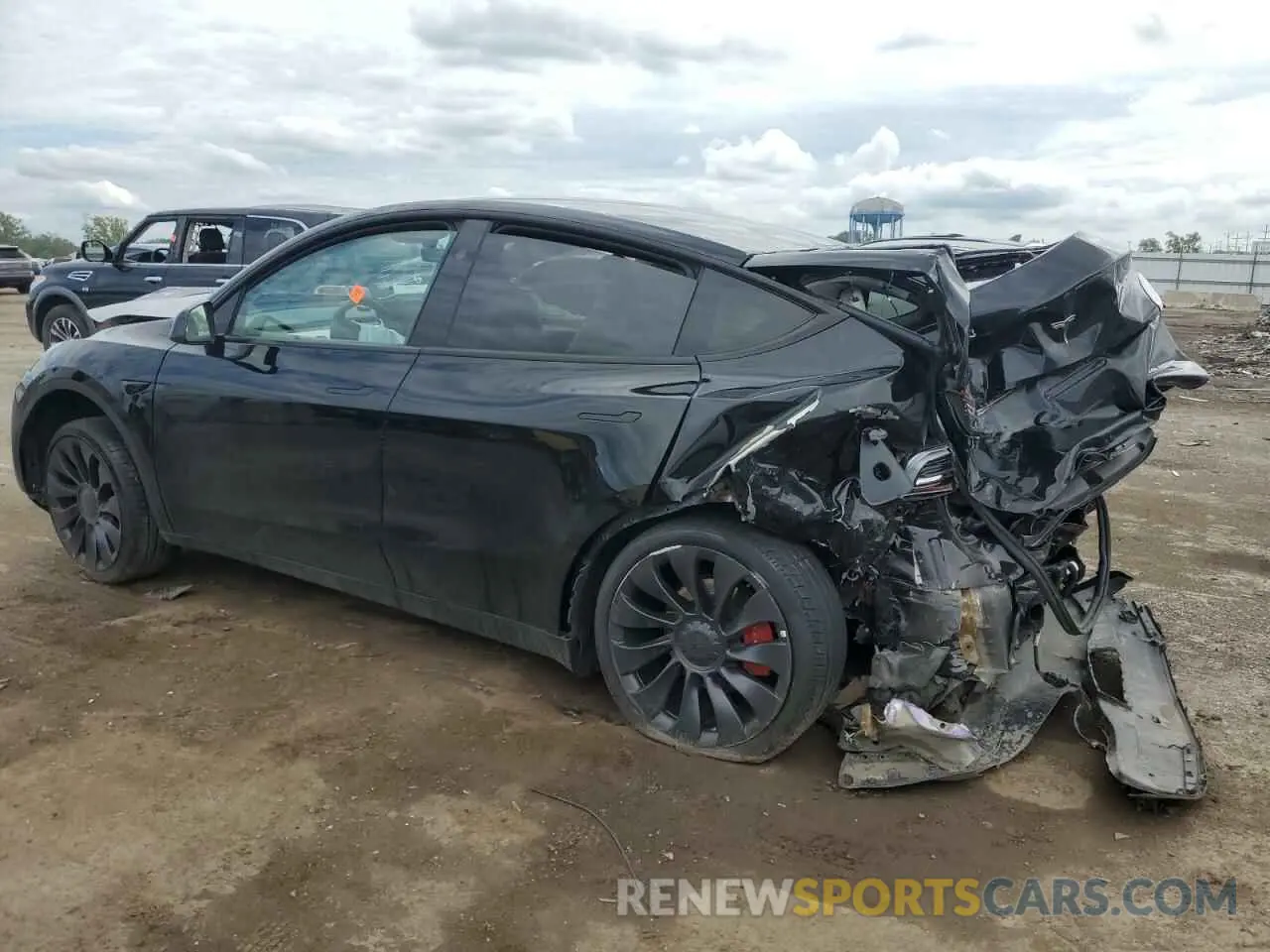 2 Photograph of a damaged car 7SAYGDEF7PF867431 TESLA MODEL Y 2023
