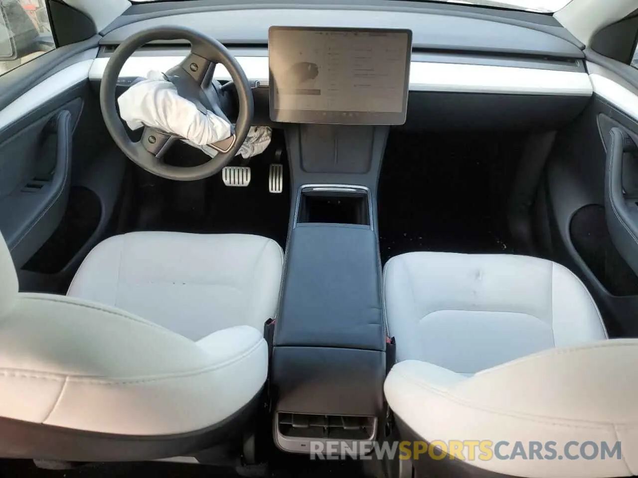 8 Photograph of a damaged car 7SAYGDEF7PF884262 TESLA MODEL Y 2023
