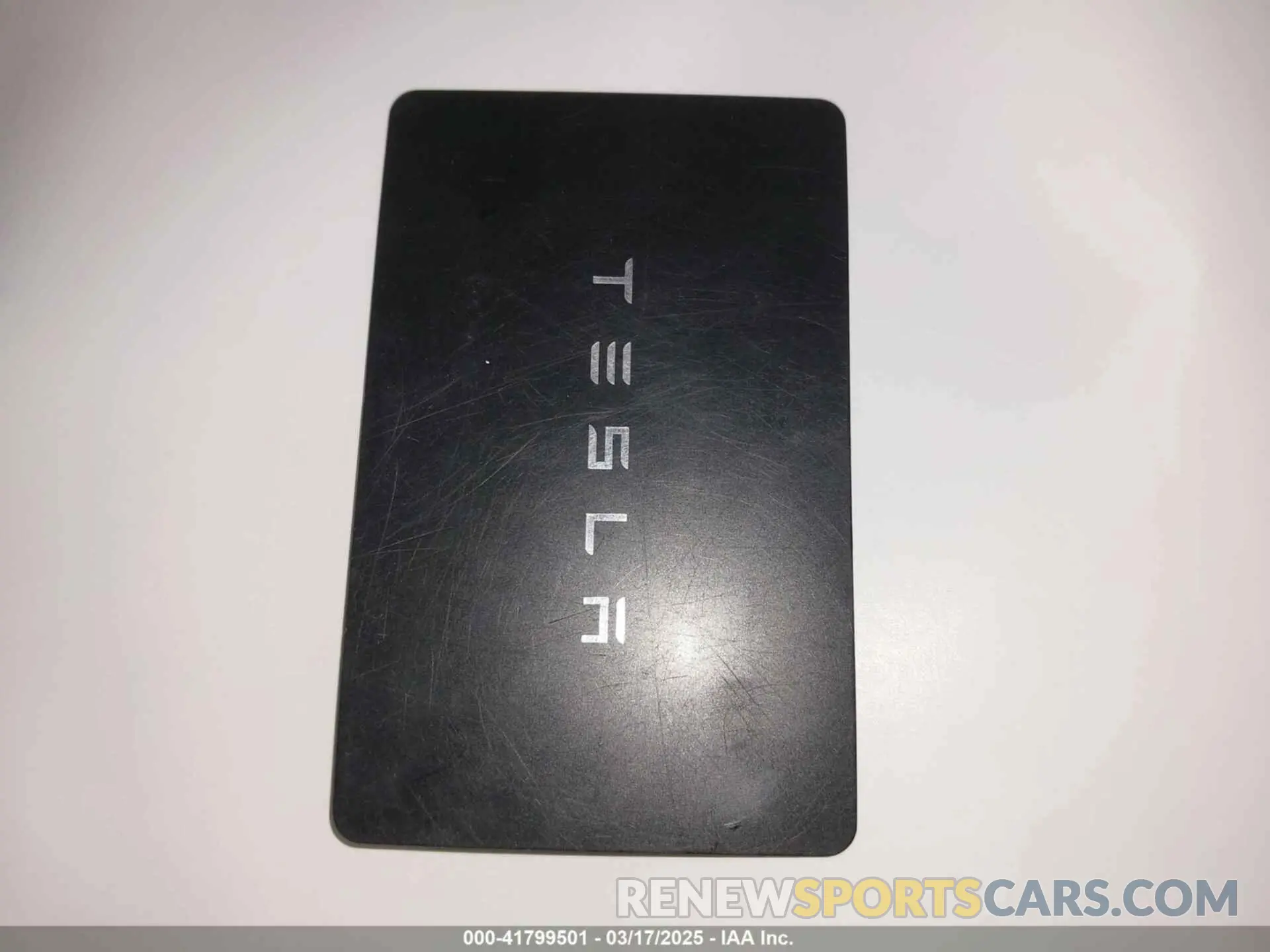 11 Photograph of a damaged car 7SAYGDEF8PF586142 TESLA MODEL Y 2023