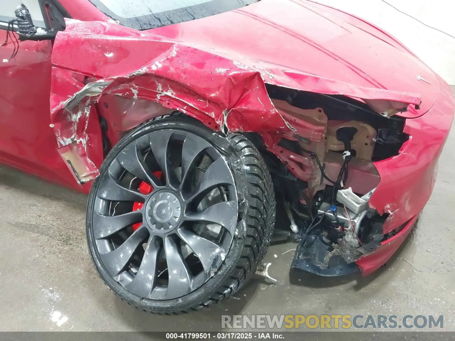 6 Photograph of a damaged car 7SAYGDEF8PF586142 TESLA MODEL Y 2023