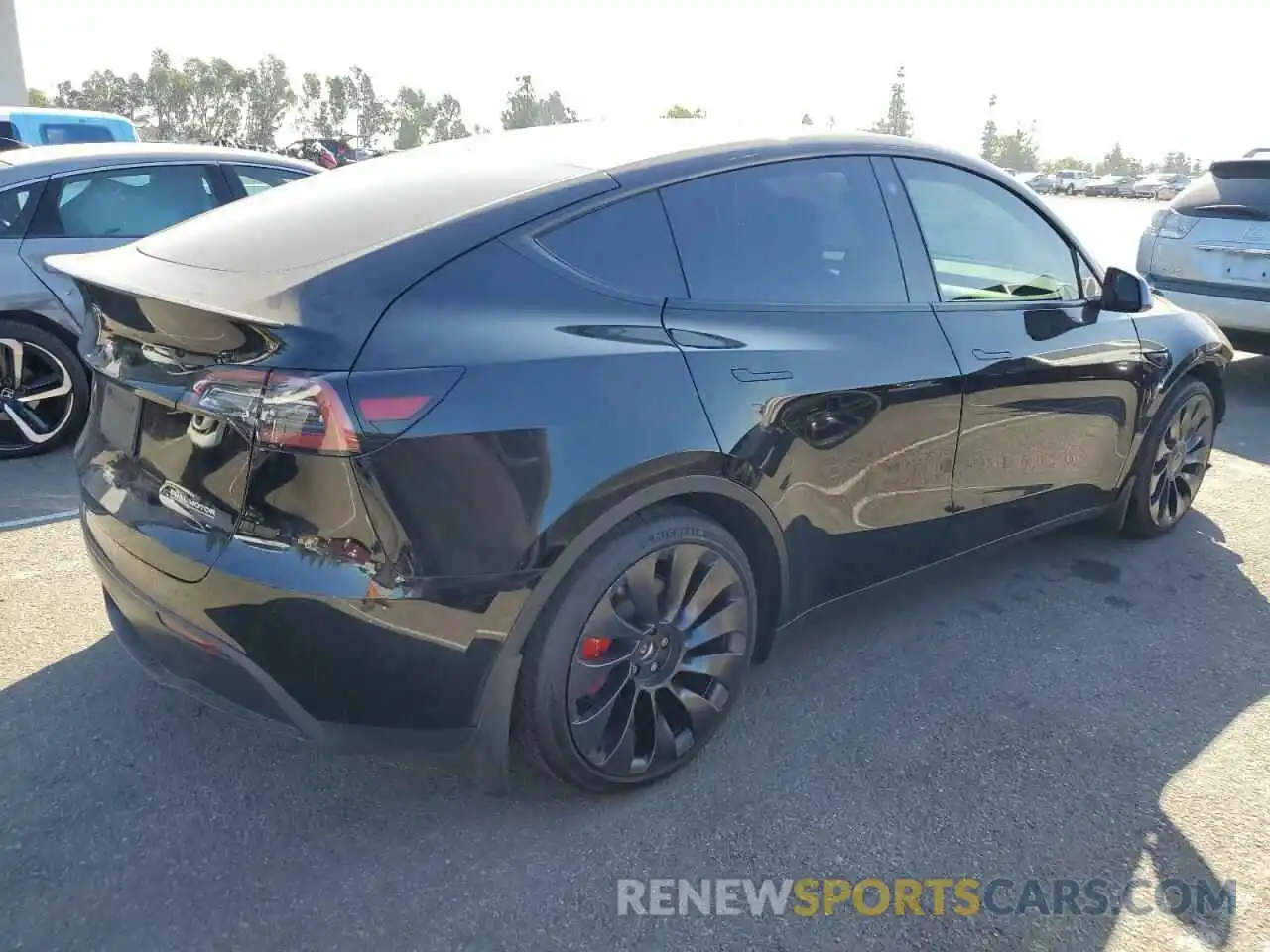 3 Photograph of a damaged car 7SAYGDEF8PF642581 TESLA MODEL Y 2023