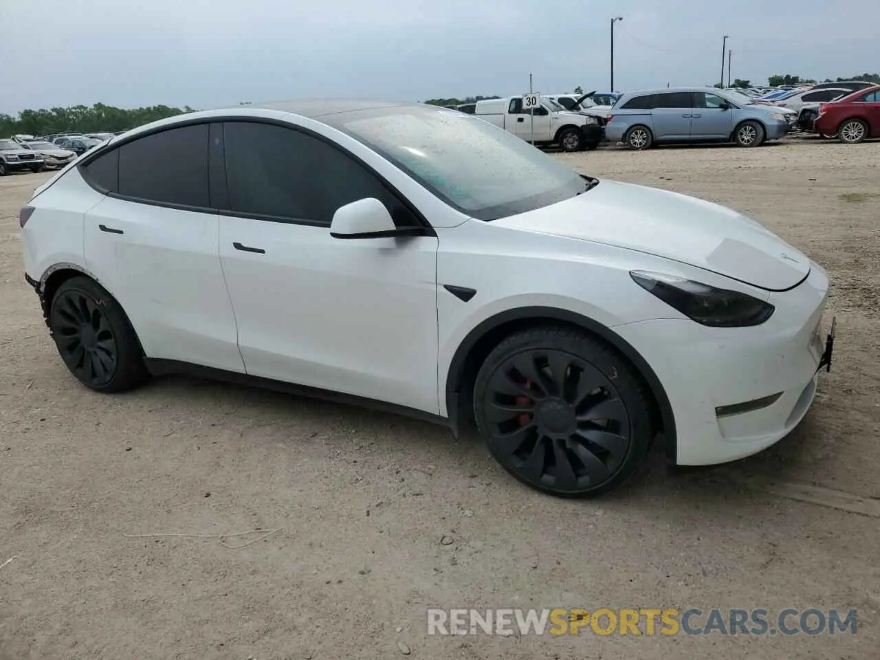 4 Photograph of a damaged car 7SAYGDEF8PF750280 TESLA MODEL Y 2023