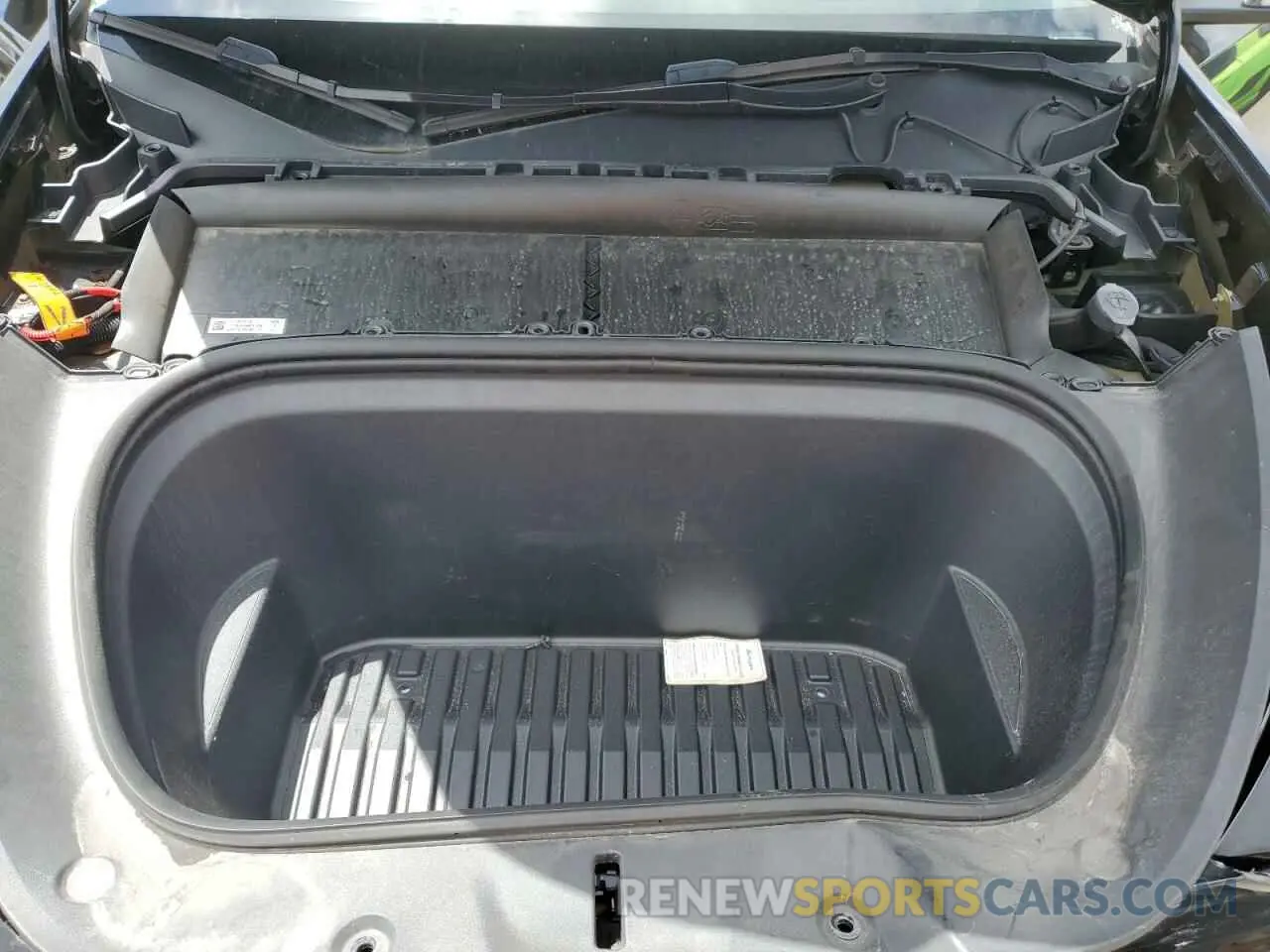 12 Photograph of a damaged car 7SAYGDEF8PF762915 TESLA MODEL Y 2023
