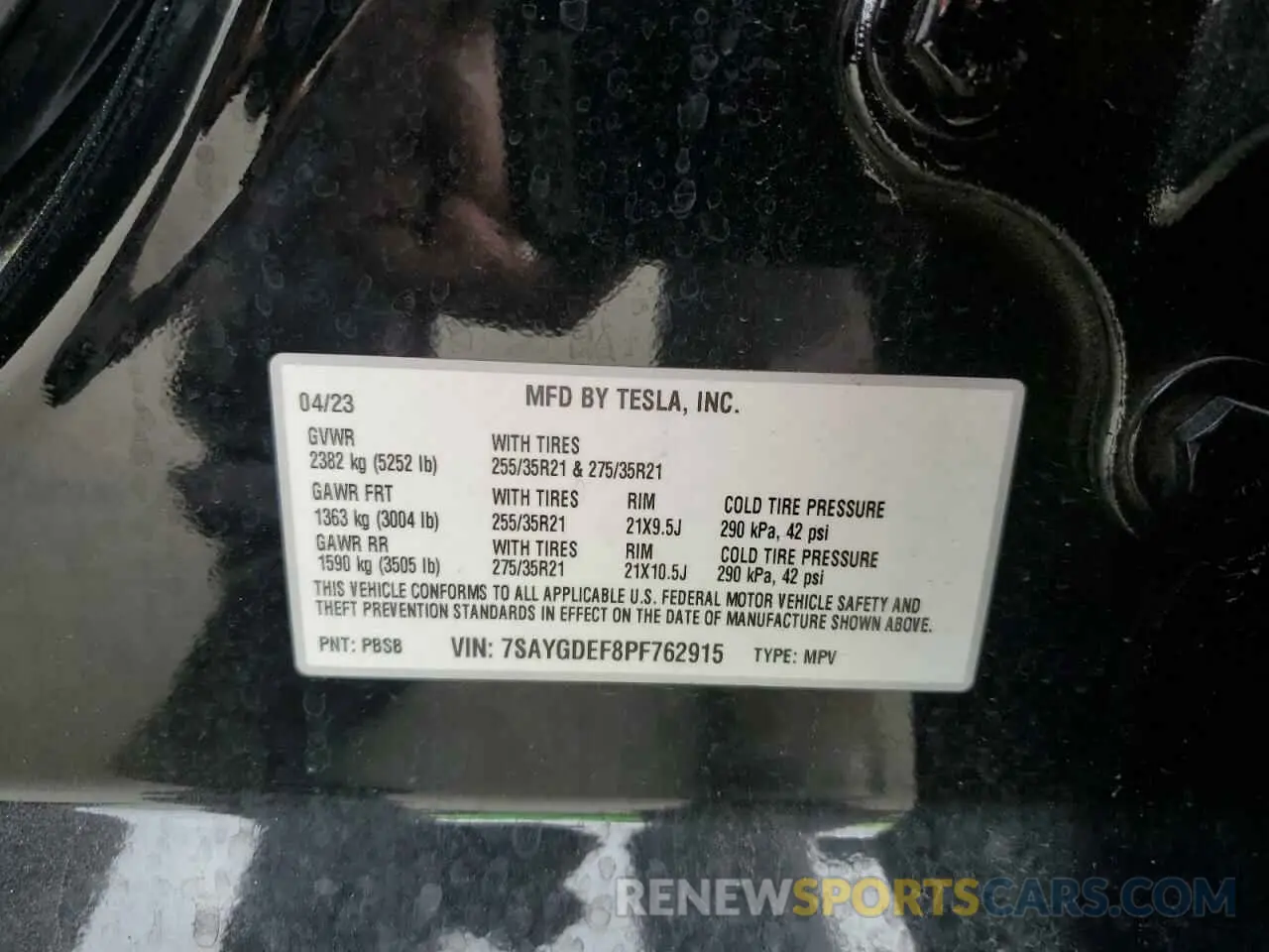 13 Photograph of a damaged car 7SAYGDEF8PF762915 TESLA MODEL Y 2023