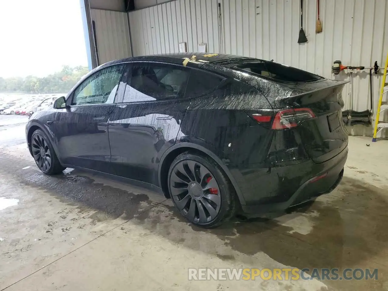 2 Photograph of a damaged car 7SAYGDEF8PF808534 TESLA MODEL Y 2023
