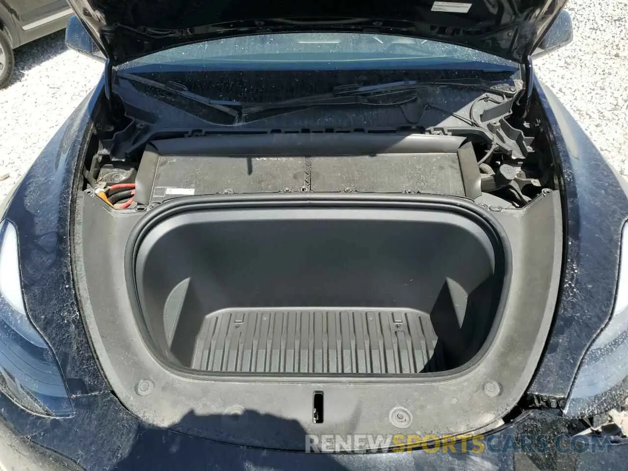 11 Photograph of a damaged car 7SAYGDEF8PF927197 TESLA MODEL Y 2023