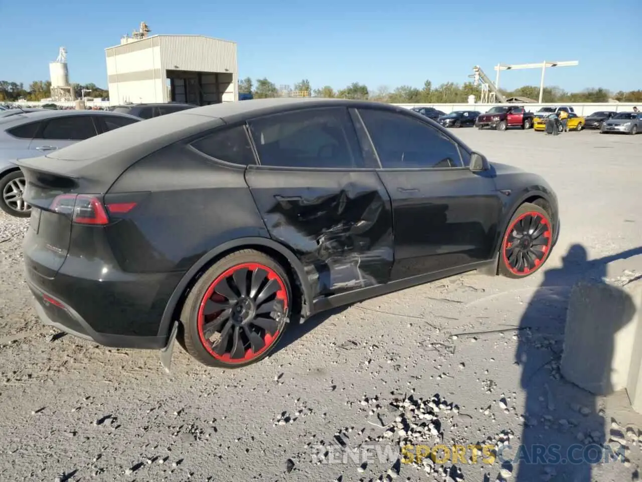 3 Photograph of a damaged car 7SAYGDEF8PF960278 TESLA MODEL Y 2023