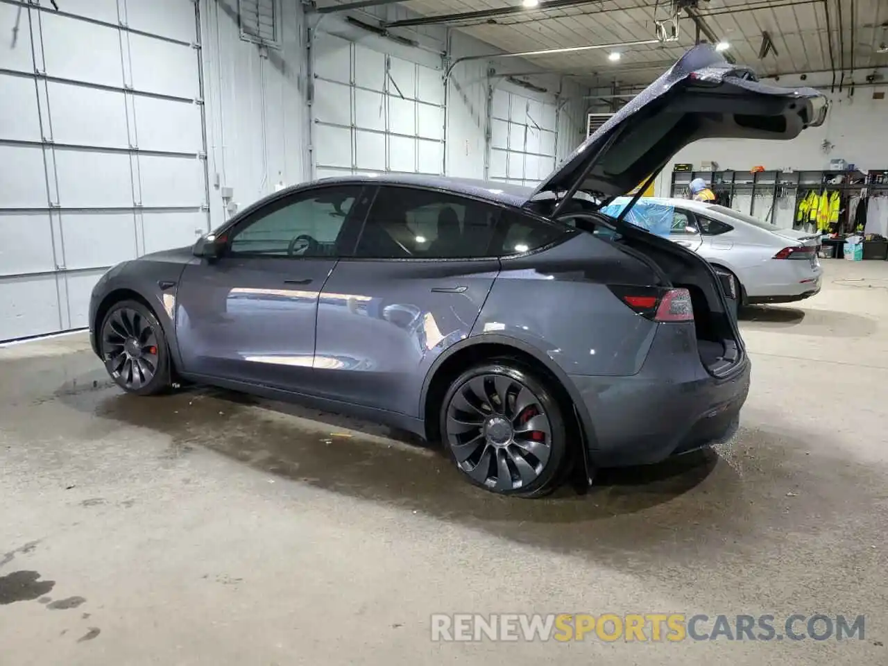 2 Photograph of a damaged car 7SAYGDEF9PF582343 TESLA MODEL Y 2023