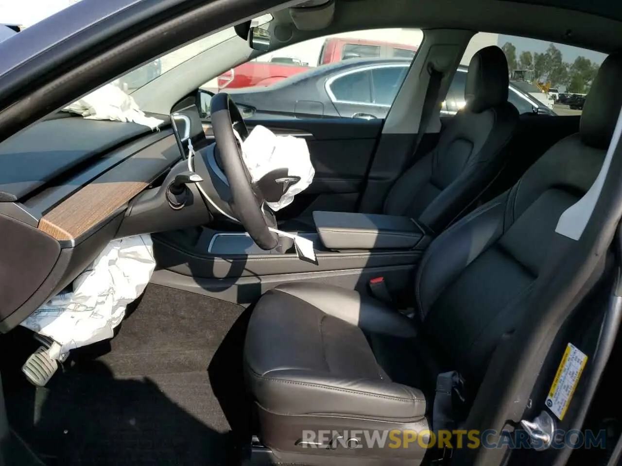 7 Photograph of a damaged car 7SAYGDEF9PF582519 TESLA MODEL Y 2023