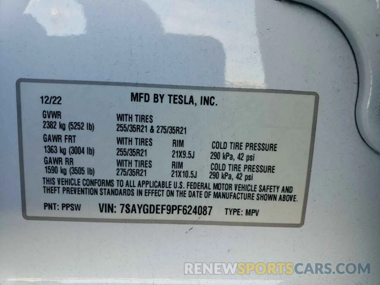 12 Photograph of a damaged car 7SAYGDEF9PF624087 TESLA MODEL Y 2023