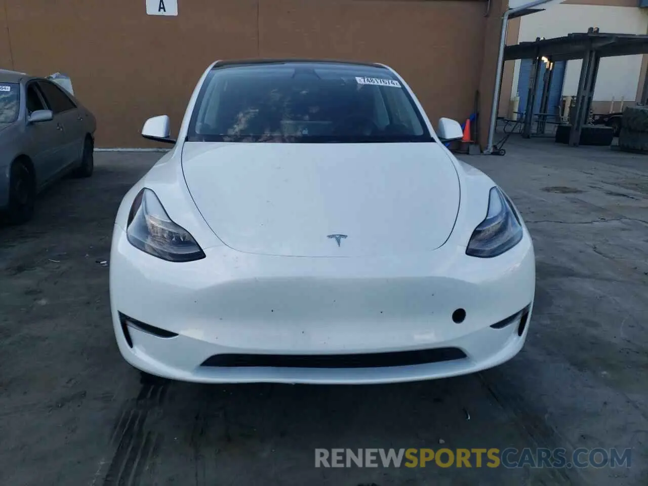 5 Photograph of a damaged car 7SAYGDEF9PF624087 TESLA MODEL Y 2023