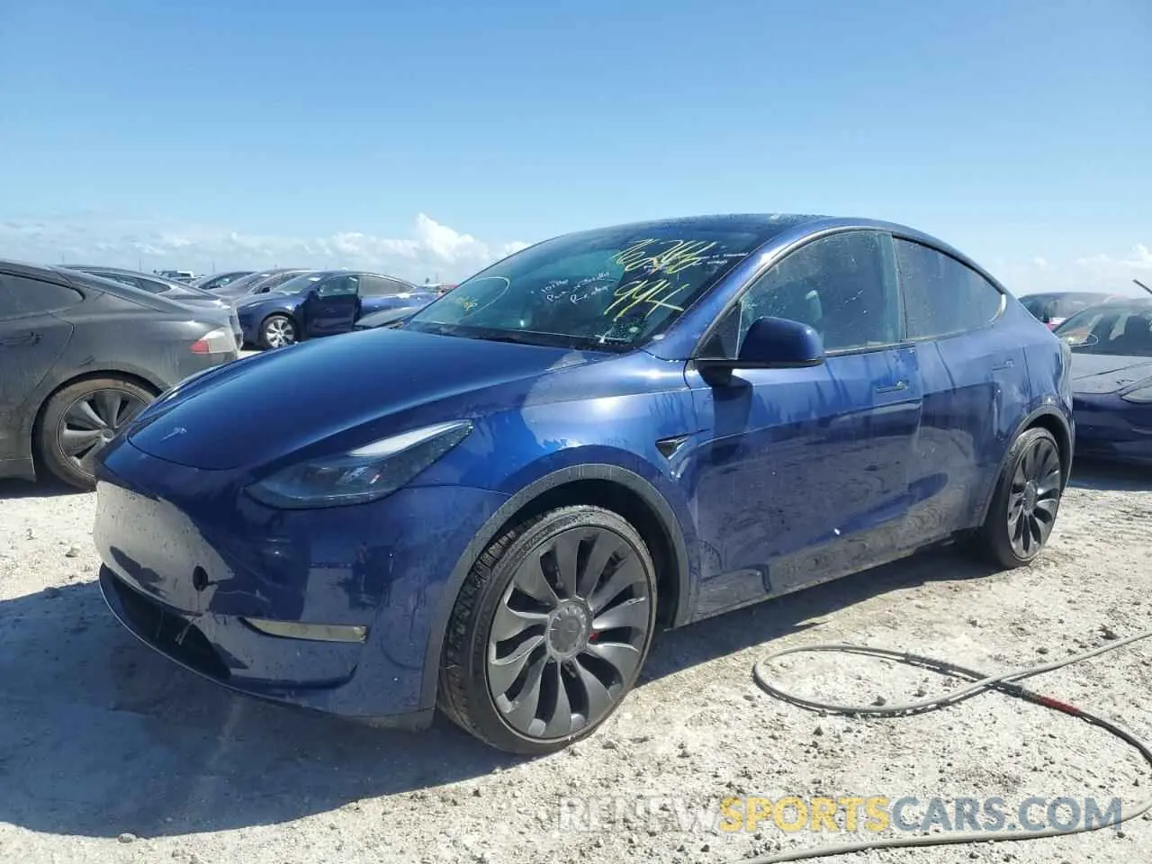 1 Photograph of a damaged car 7SAYGDEF9PF633369 TESLA MODEL Y 2023