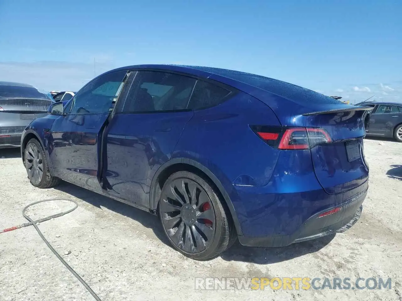 2 Photograph of a damaged car 7SAYGDEF9PF633369 TESLA MODEL Y 2023