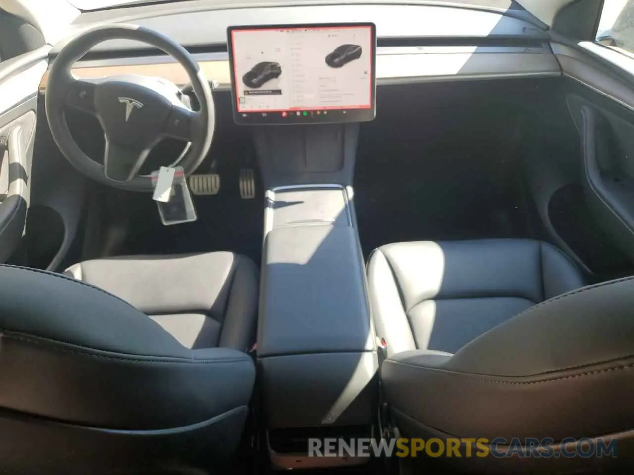 8 Photograph of a damaged car 7SAYGDEF9PF659647 TESLA MODEL Y 2023
