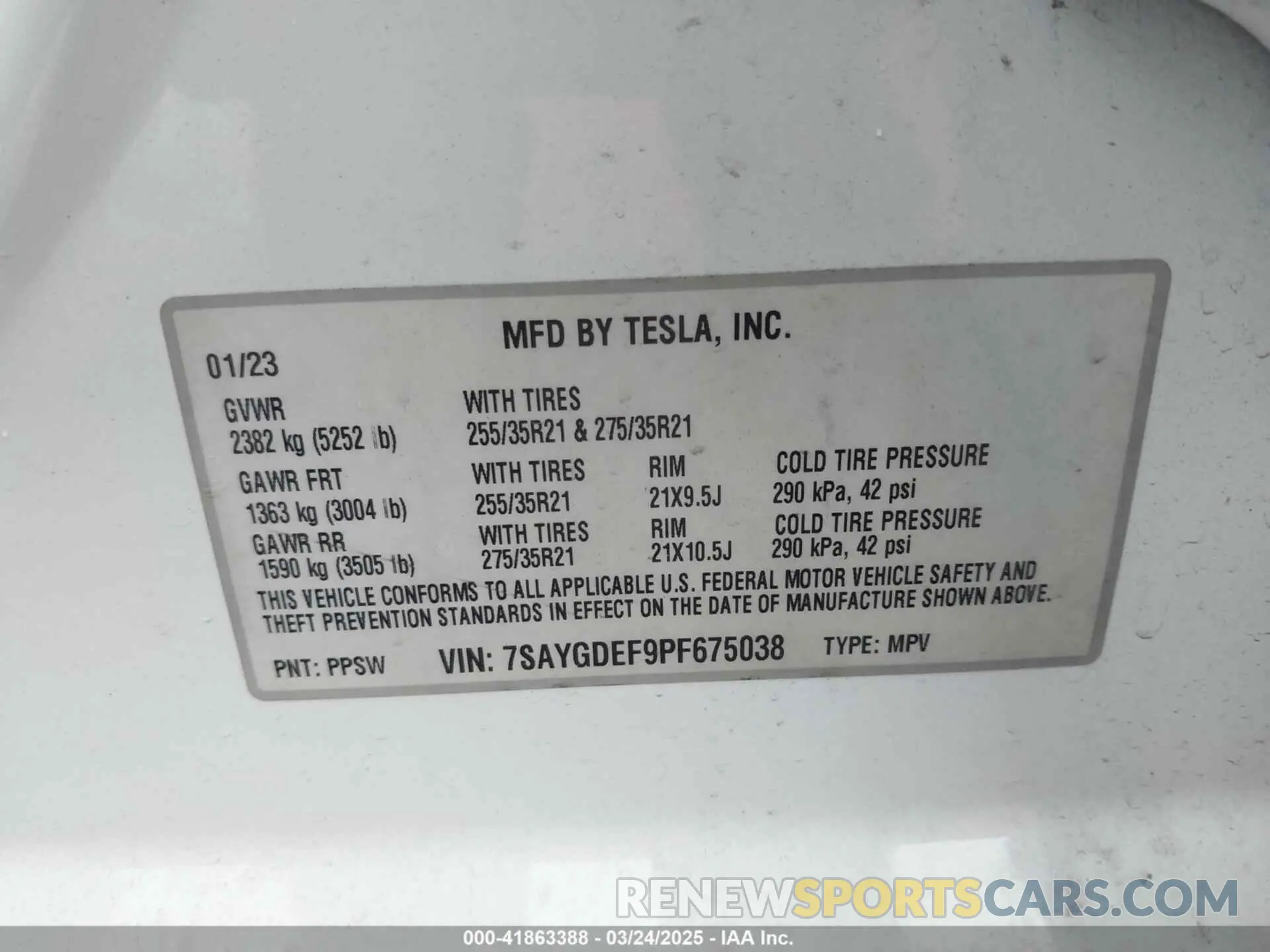 9 Photograph of a damaged car 7SAYGDEF9PF675038 TESLA MODEL Y 2023