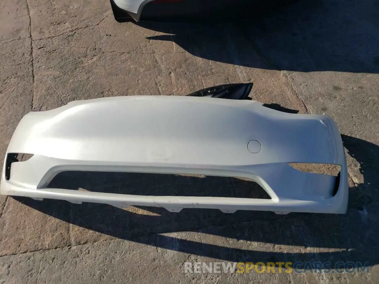 13 Photograph of a damaged car 7SAYGDEF9PF693765 TESLA MODEL Y 2023