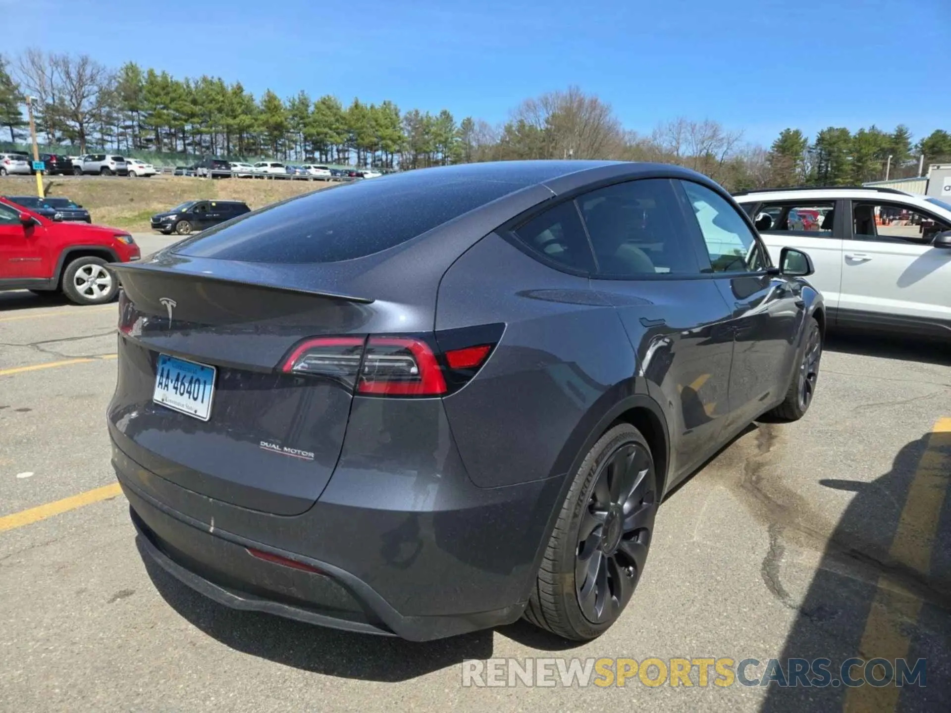 24 Photograph of a damaged car 7SAYGDEF9PF700567 TESLA MODEL Y 2023