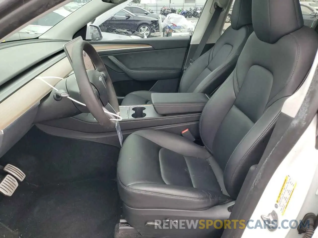 7 Photograph of a damaged car 7SAYGDEF9PF759618 TESLA MODEL Y 2023