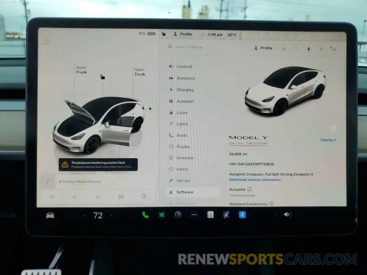 9 Photograph of a damaged car 7SAYGDEF9PF759618 TESLA MODEL Y 2023