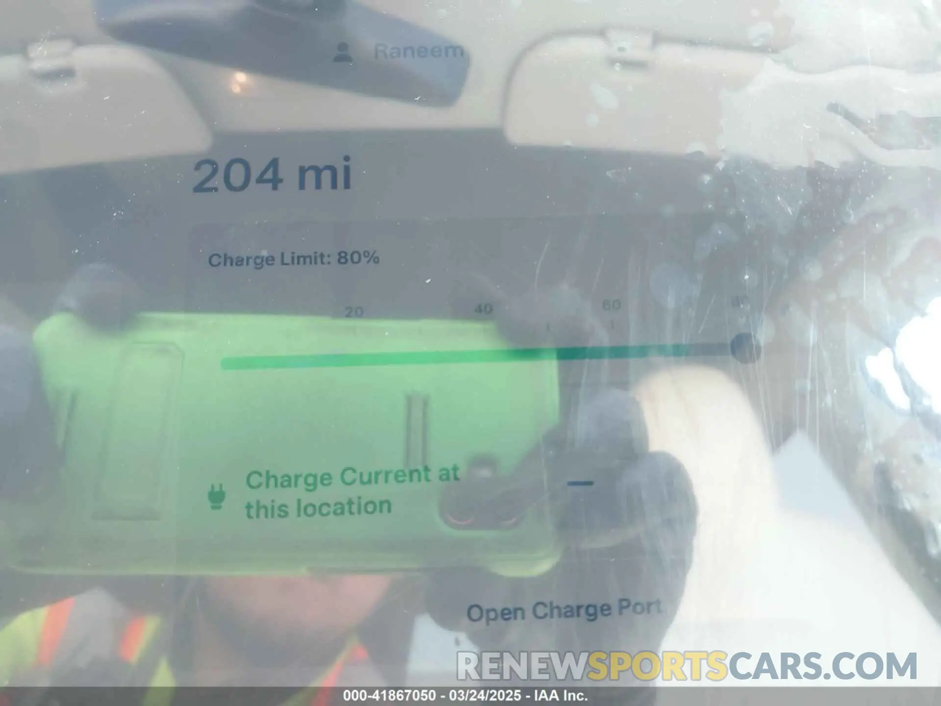 18 Photograph of a damaged car 7SAYGDEF9PF787497 TESLA MODEL Y 2023
