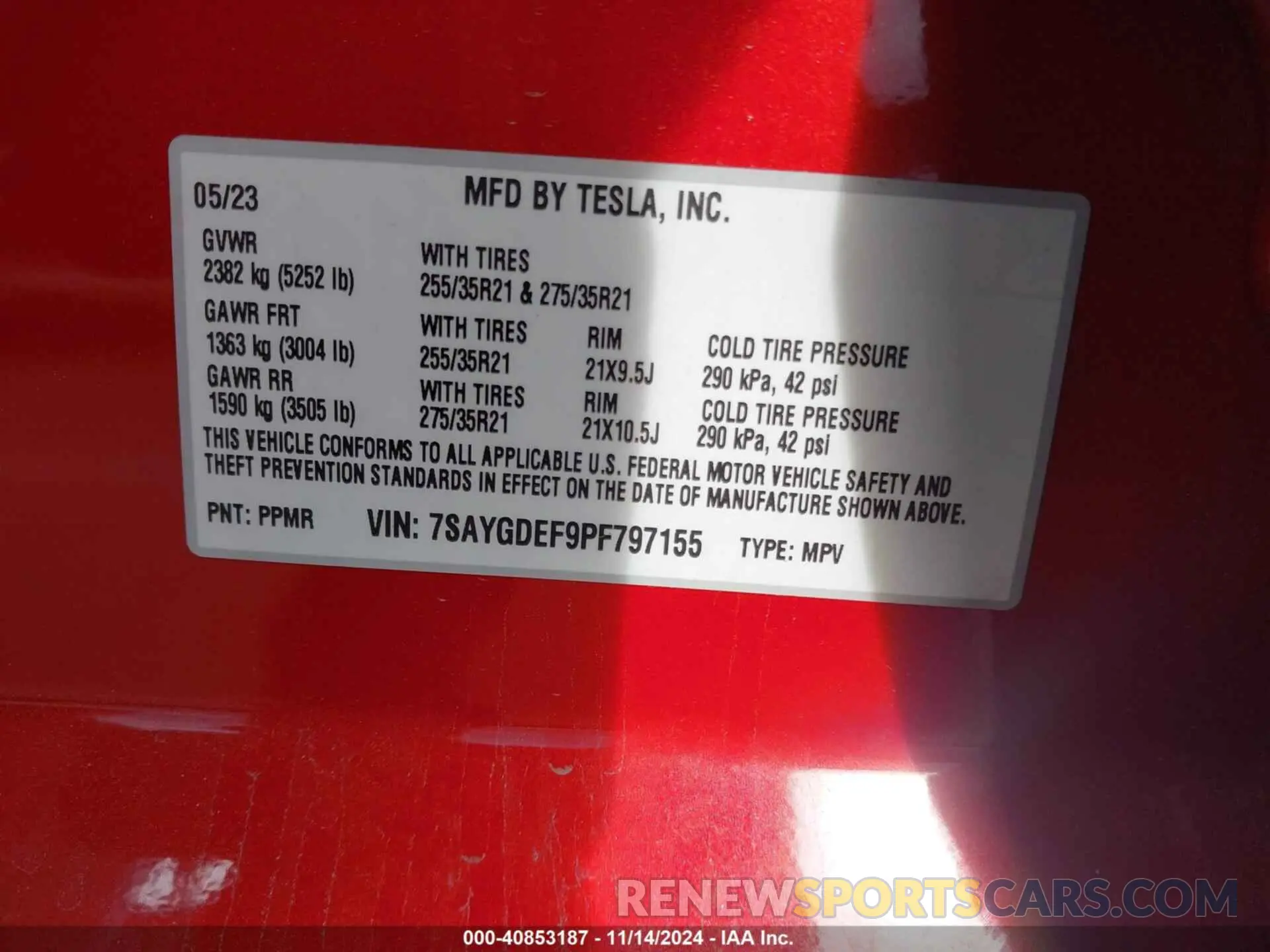 9 Photograph of a damaged car 7SAYGDEF9PF797155 TESLA MODEL Y 2023