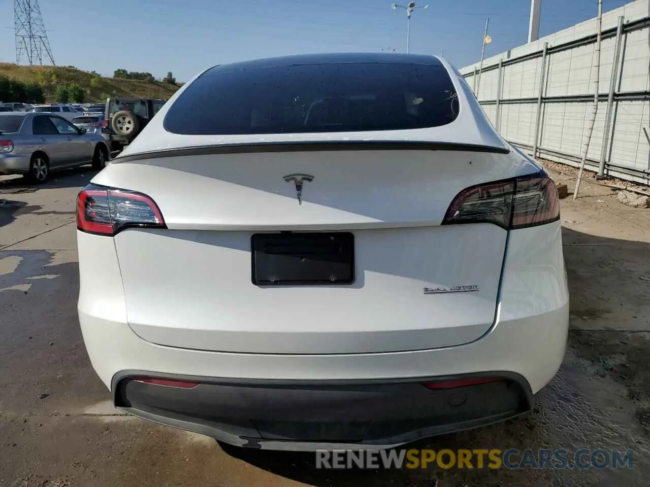 6 Photograph of a damaged car 7SAYGDEF9PF812236 TESLA MODEL Y 2023