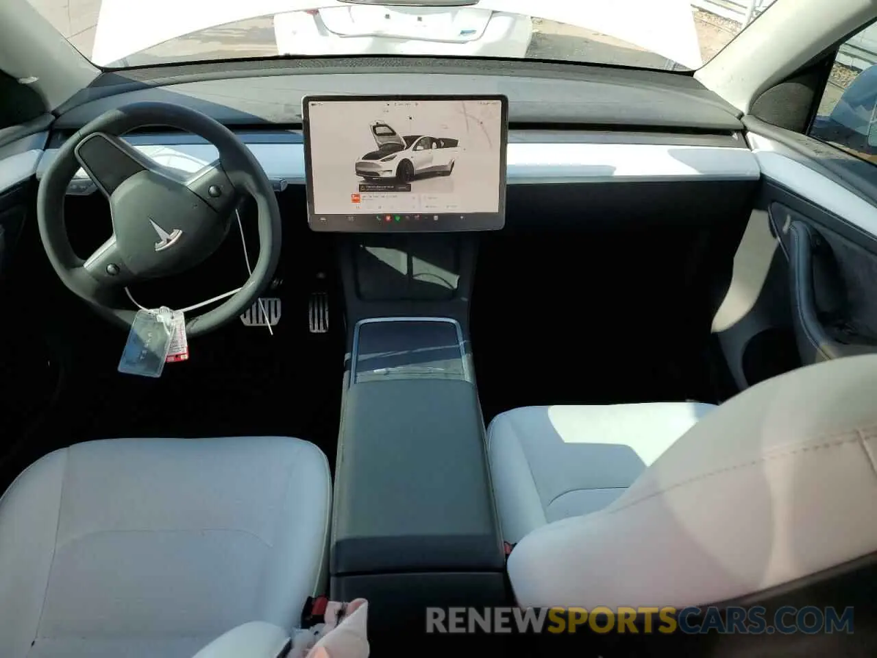 8 Photograph of a damaged car 7SAYGDEF9PF812236 TESLA MODEL Y 2023