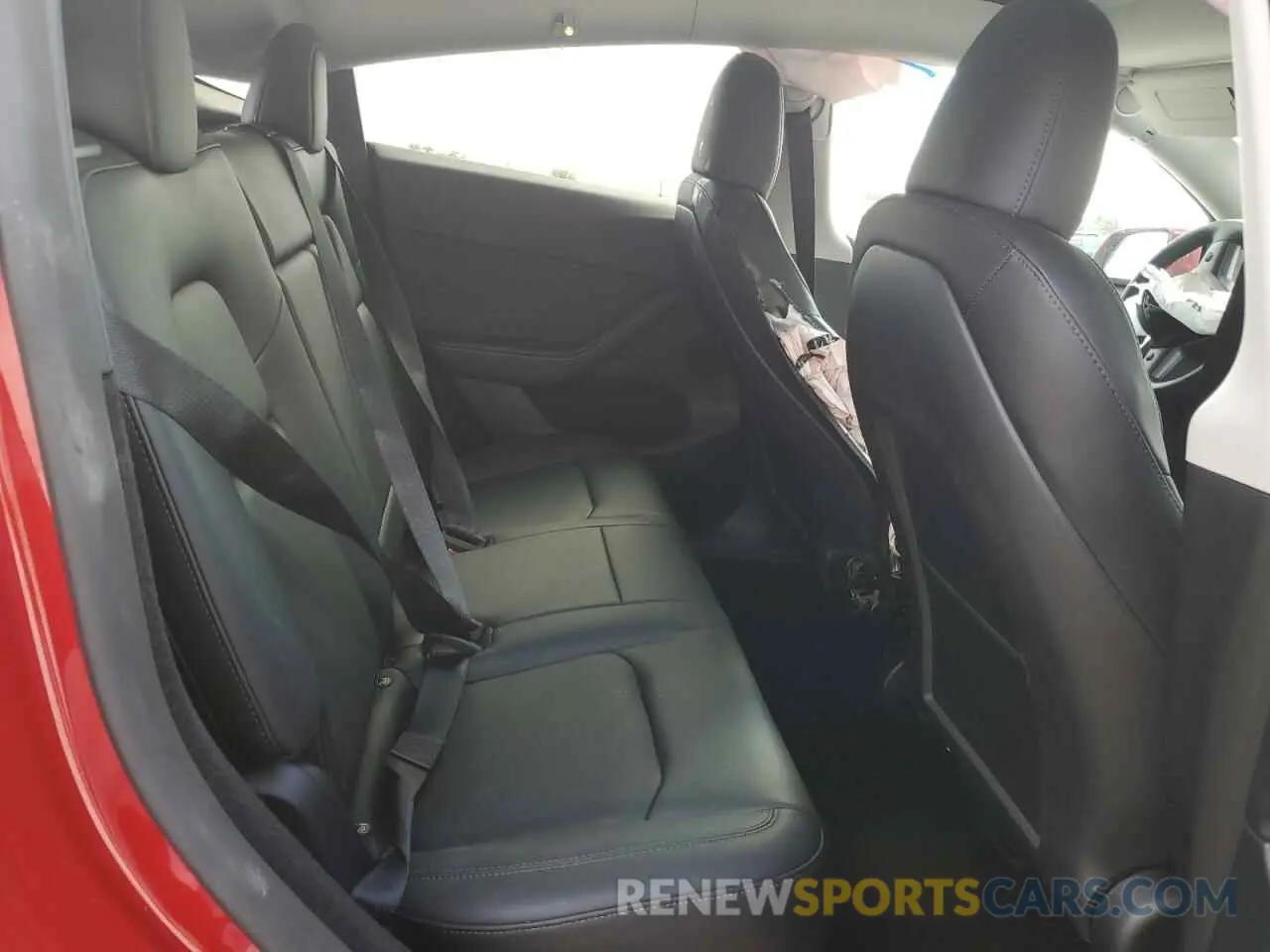 10 Photograph of a damaged car 7SAYGDEF9PF829988 TESLA MODEL Y 2023