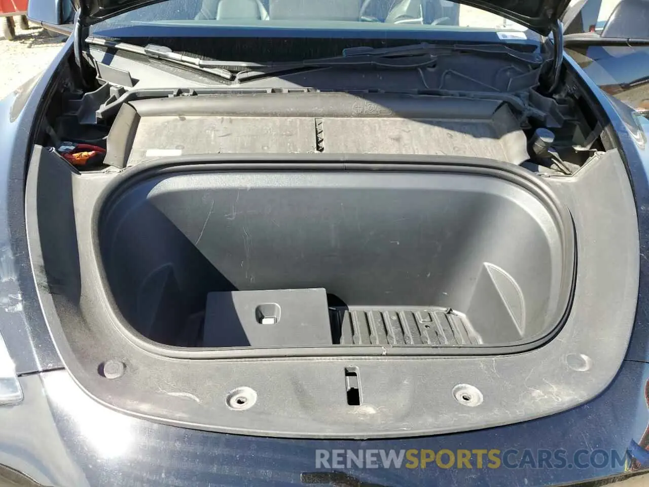 11 Photograph of a damaged car 7SAYGDEF9PF835547 TESLA MODEL Y 2023