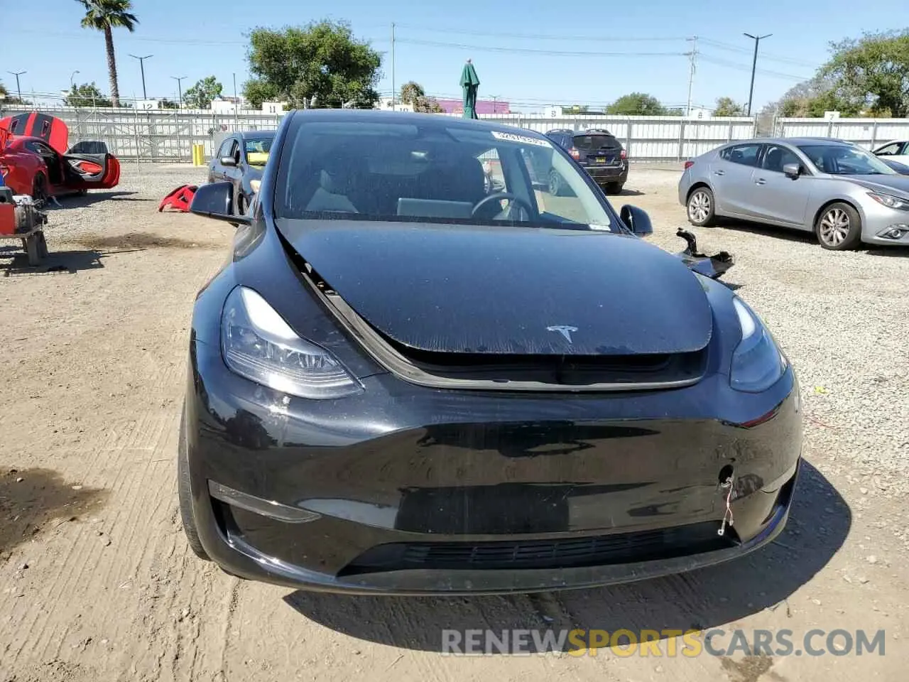 5 Photograph of a damaged car 7SAYGDEF9PF835547 TESLA MODEL Y 2023