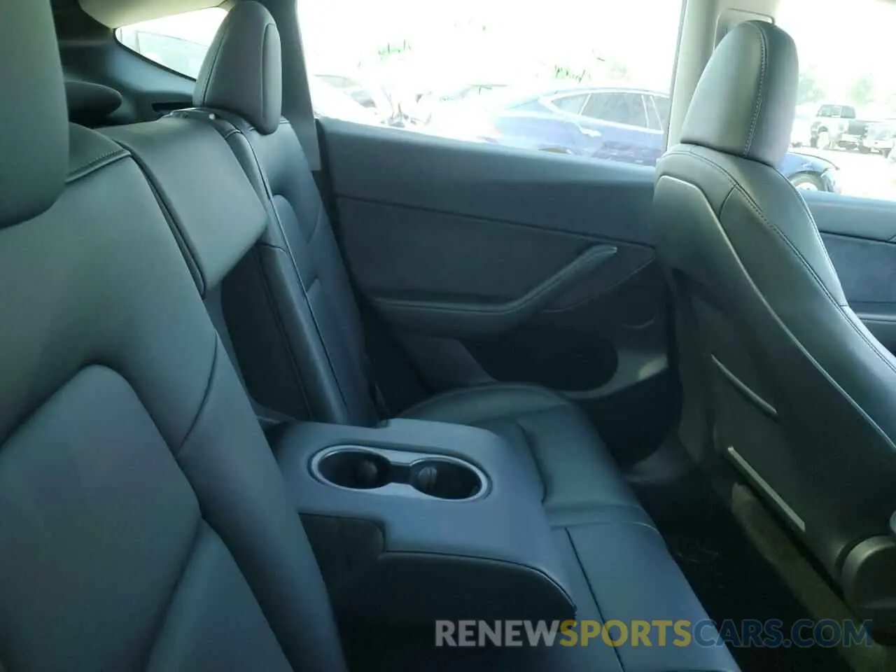 11 Photograph of a damaged car 7SAYGDEF9PF855152 TESLA MODEL Y 2023