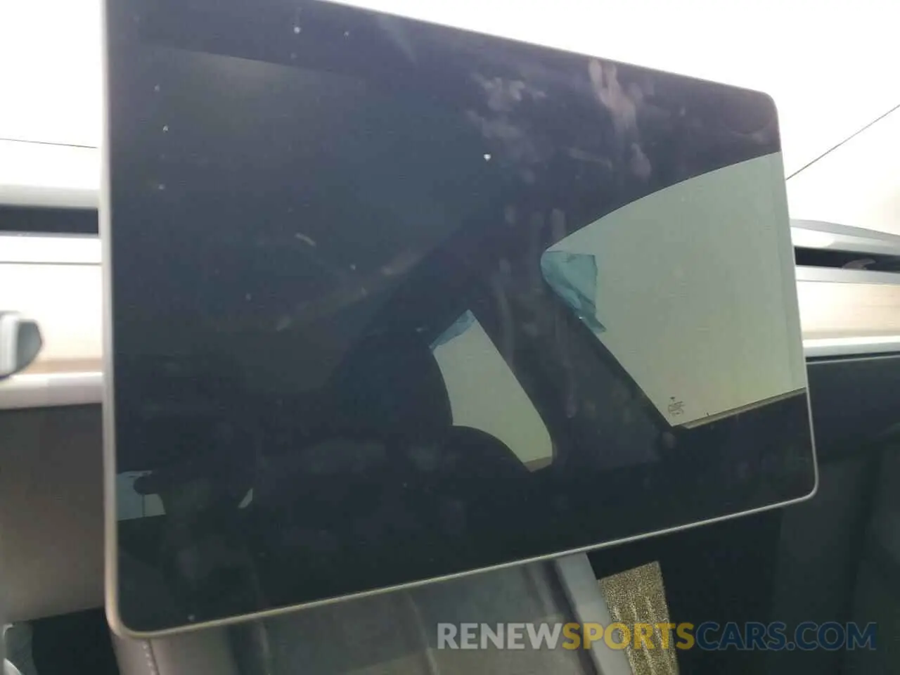 9 Photograph of a damaged car 7SAYGDEF9PF855152 TESLA MODEL Y 2023
