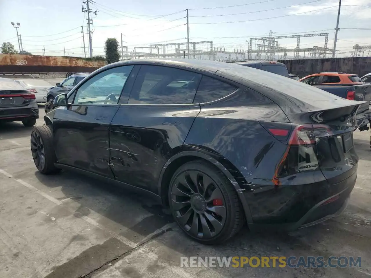 2 Photograph of a damaged car 7SAYGDEF9PF860478 TESLA MODEL Y 2023