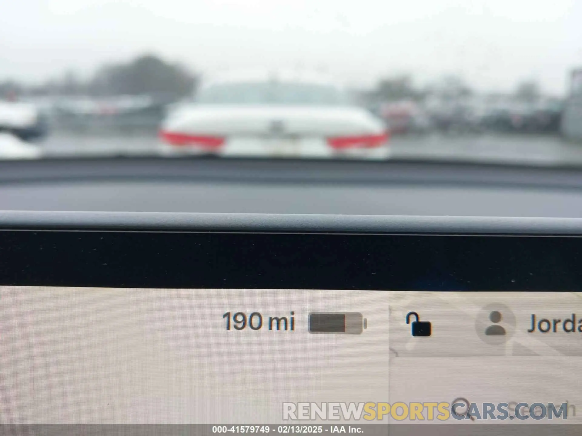17 Photograph of a damaged car 7SAYGDEF9PF862456 TESLA MODEL Y 2023