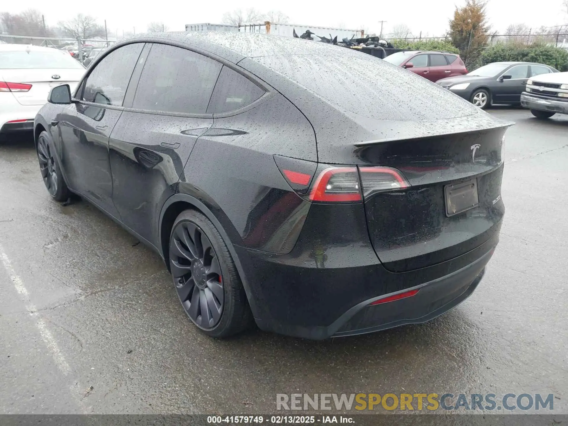 3 Photograph of a damaged car 7SAYGDEF9PF862456 TESLA MODEL Y 2023