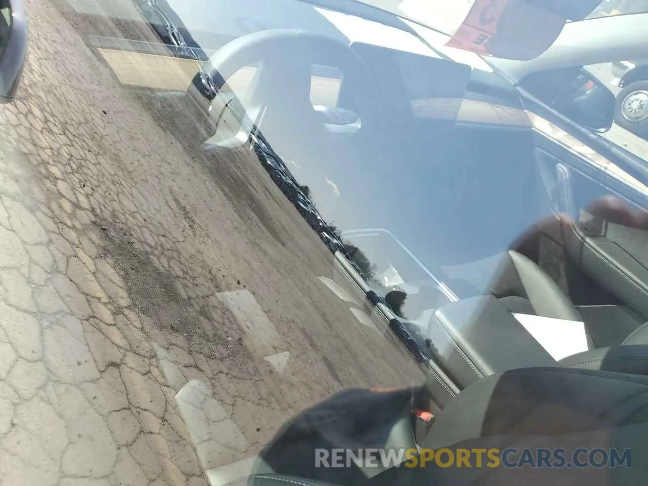 8 Photograph of a damaged car 7SAYGDEF9PF865129 TESLA MODEL Y 2023
